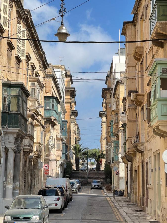 Valletta Waterfront 2 Beds Flat By Arcobnb Floriana Zewnętrze zdjęcie